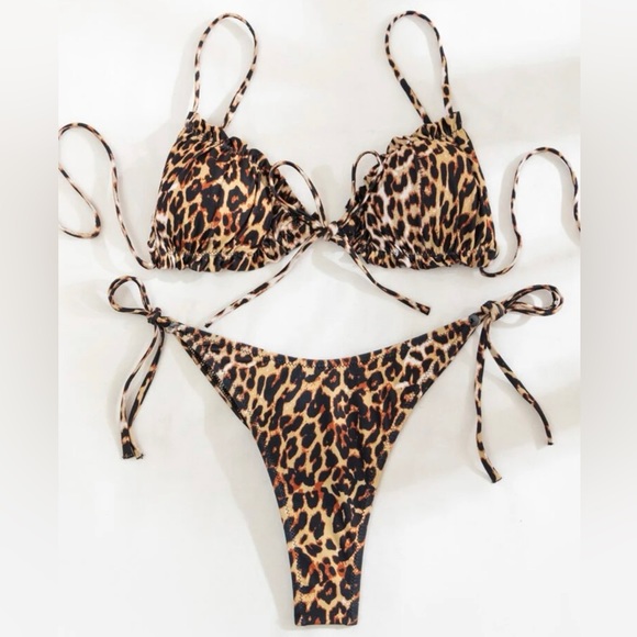 NWT Leopard Print Frill Trim Top & Side Tie Bottom Bikini Swimsuit Set L - Picture 2 of 7